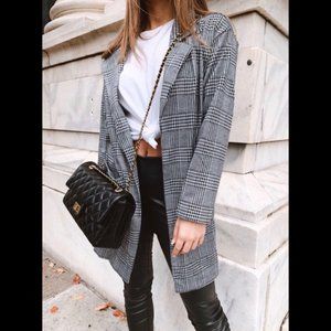 LOVE TREE Black and Gray Plaid Houndstooth Oversized Open Blazer Size Large
